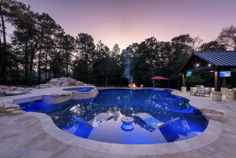 Luxury swimming pools